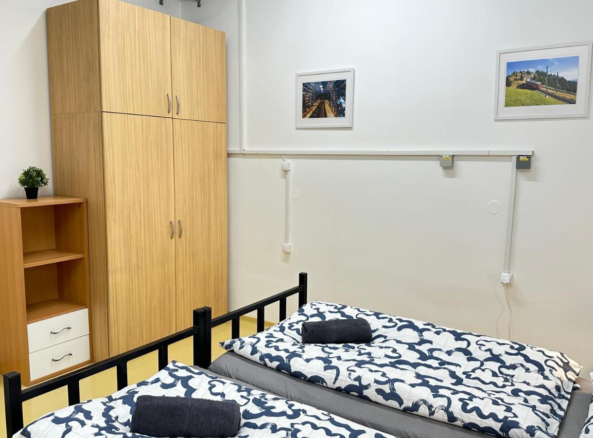 Railway Ljubljana Rooms Buitenkant foto