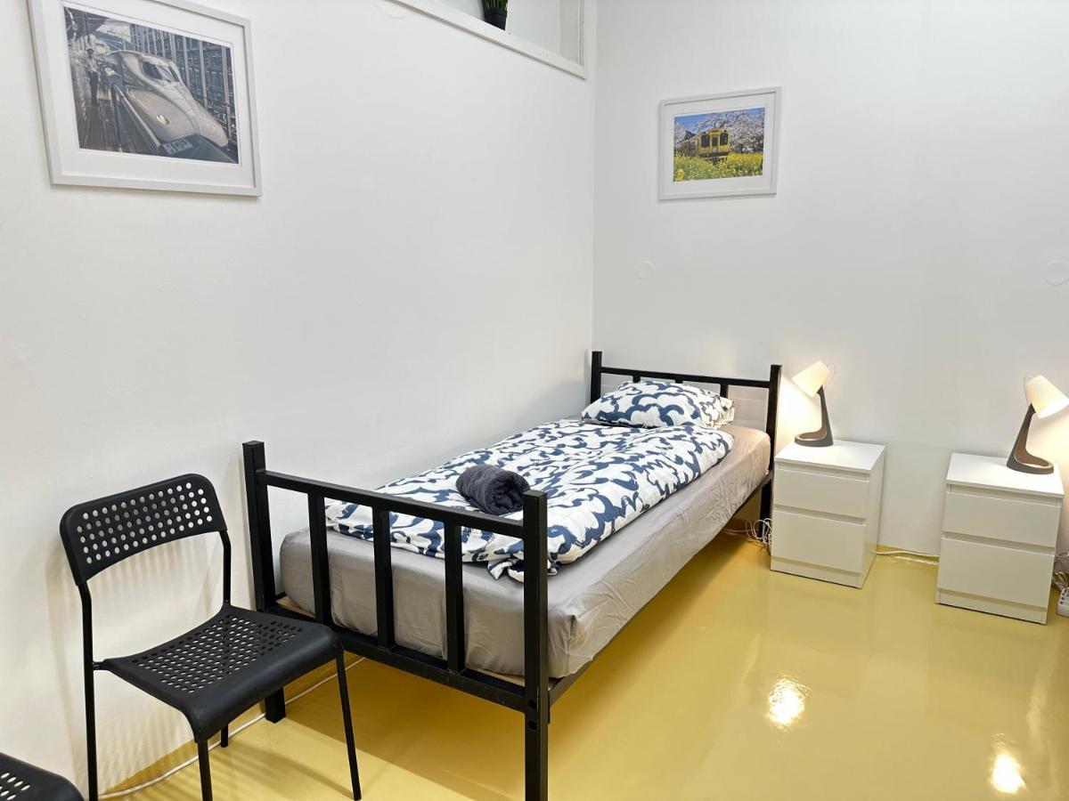 Railway Ljubljana Rooms Buitenkant foto